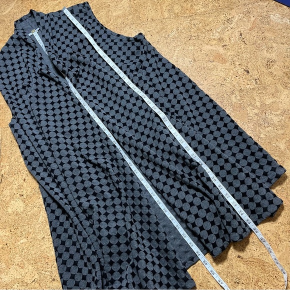 Bryn Walker Gray & Black Long Open Draped Vest Sz L - Picture 14 of 14